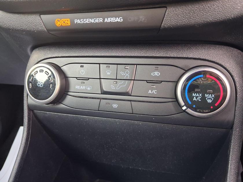 Ford Fiesta Photo at-39e7932b6bbe48109f5f9e08a63e0c6c.jpg