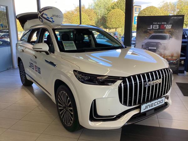 Used ~ JAECOO 8 1.5T SHS 34.46kWh Luxury DHT3 AWD Euro 6 (s/s) 5dr Granite White at Martins Group