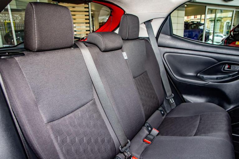 Used Toyota Yaris CP24KJU 14