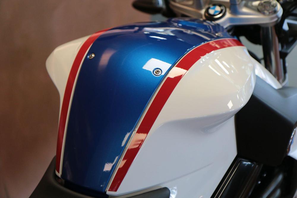 BMW F 800 R Photo at-3a3cb69add334fb59b6e8a1970b54fd9.jpg