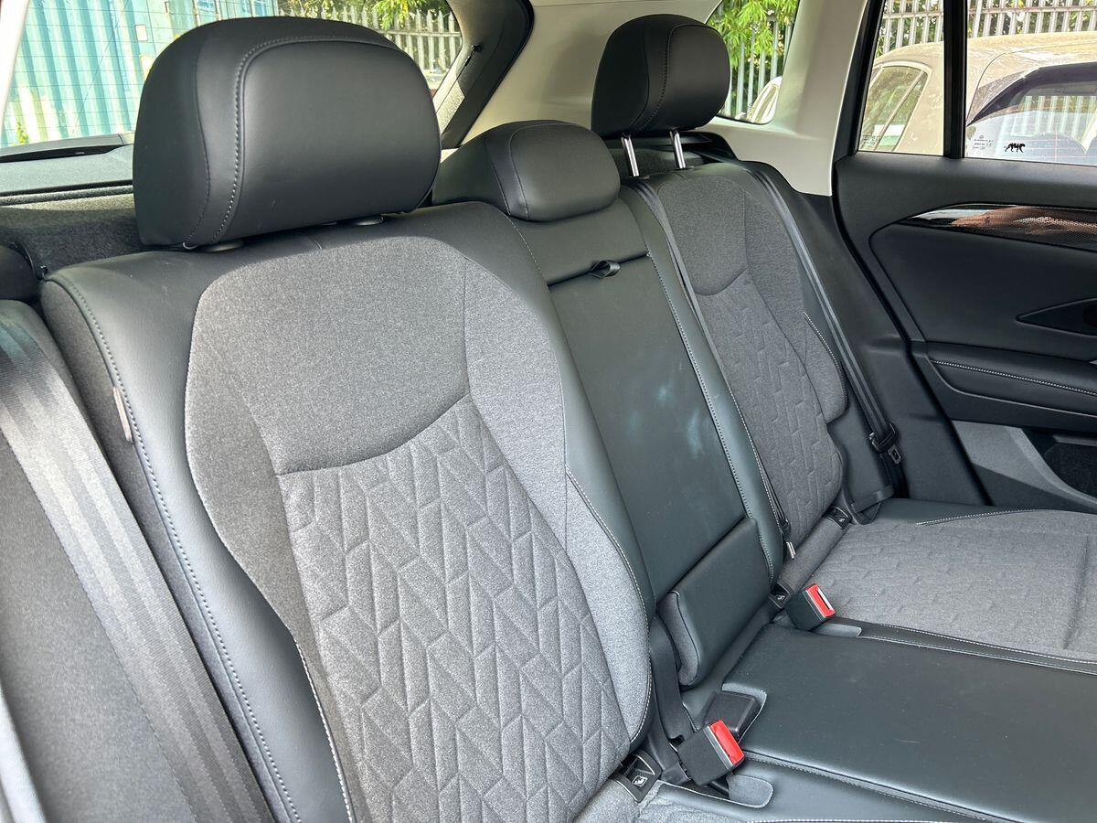 Volkswagen Tiguan Photo at-3a47df8ad0d146cab37426af18e29a48.jpg