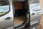 Vauxhall COMBO Photo 20