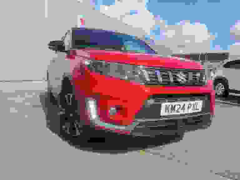 Used 2024 Suzuki Vitara 1.4 Boosterjet MHEV SZ5 Euro 6 (s/s) 5dr Bright Red / Black Roof at Parkway Volkswagen