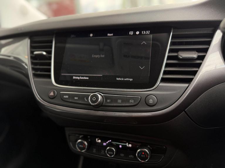 Used Vauxhall Crossland X BF69RWE 15