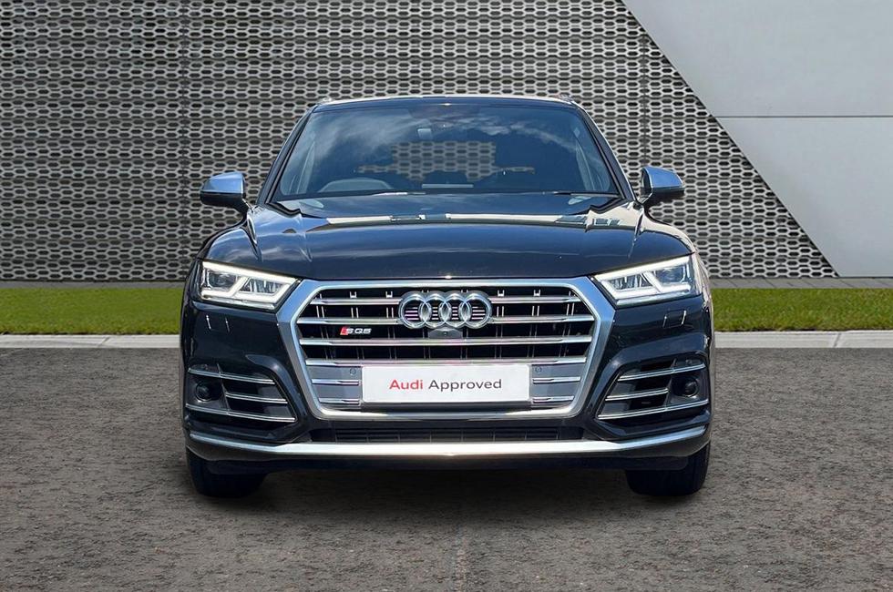Audi Q5 Photo at-3b1f1834782e4693aeef5b49e19766cf.jpg