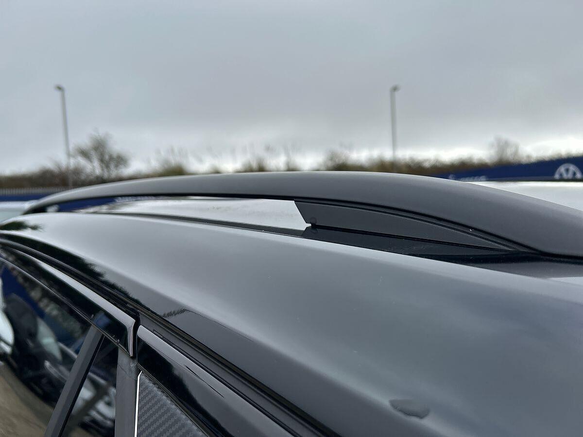 Volkswagen T-Roc Photo at-3b22f4fda03b44d6bf51954580e87225.jpg
