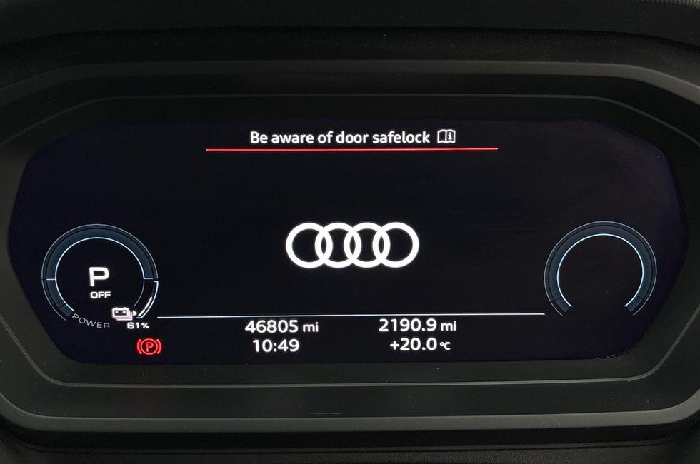 Audi Q4 Photo at-3b7668d1d53347b4b15395b34abb6c27.jpg