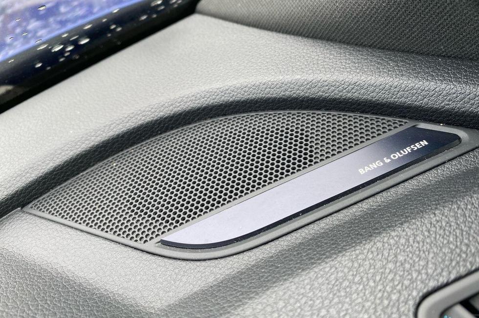 Audi Q5 Photo at-3b870ce7f0e74f9e84b5eb31a25b2ea2.jpg