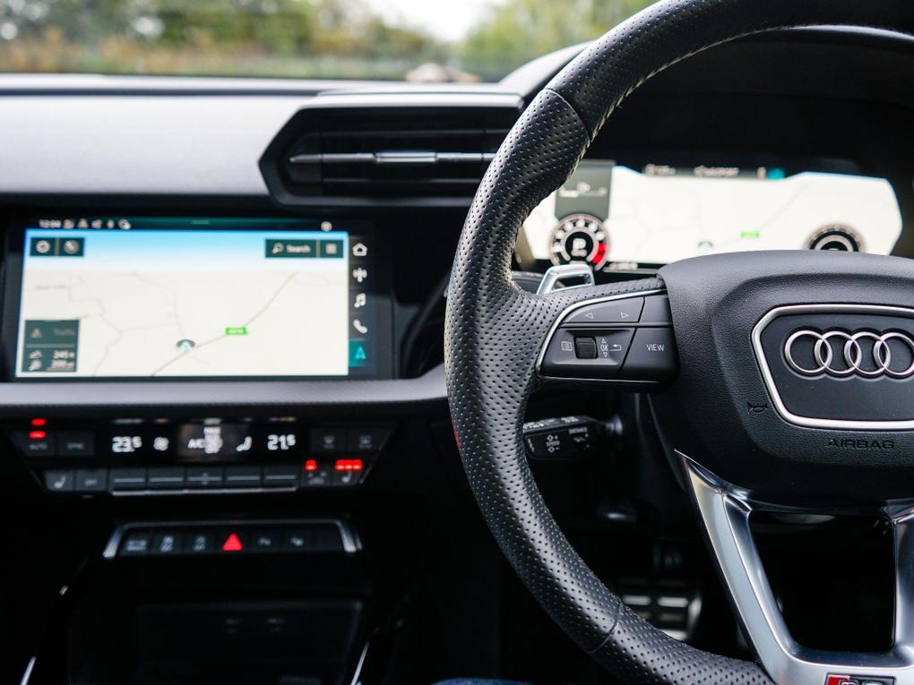 Used Audi RS3 YH72PCU 8