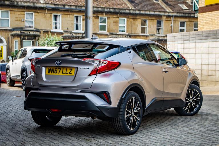 Used Toyota C-HR WN67LLZ 2