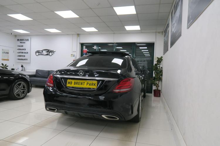 Used Mercedes-Benz C Class YM67LMX 7