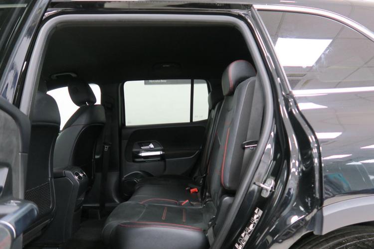 Used Mercedes-Benz GLB HK23YEL 11