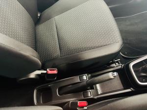 Suzuki Swift Photo 38