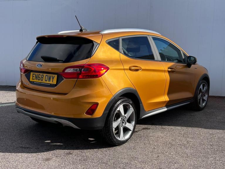 Used Ford Fiesta EN68OWY 8