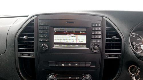 Mercedes-Benz Vito Photo at-3c2965ed27ab436d82a0185de81f9b83.jpg