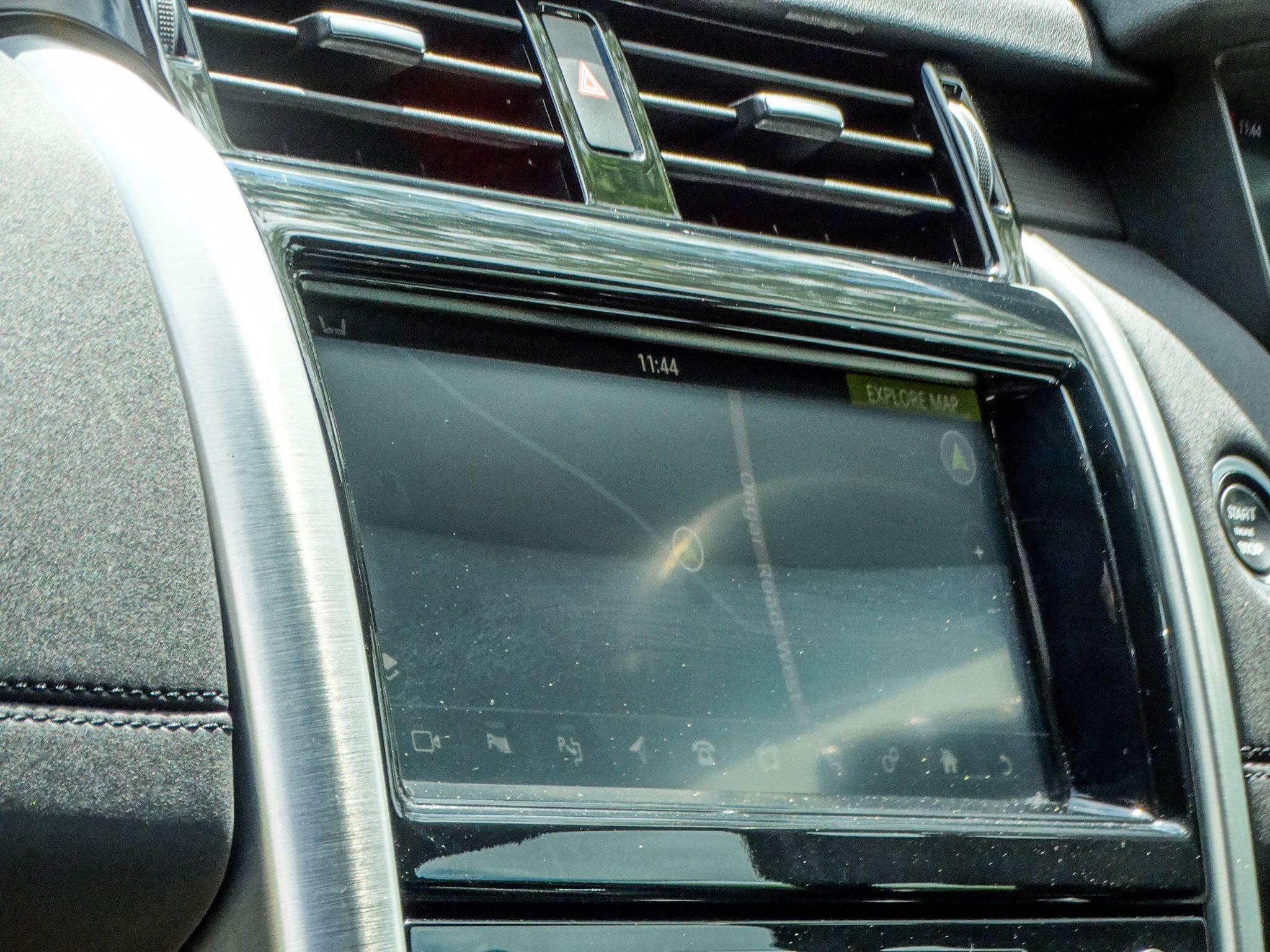 Land Rover Discovery 3.0 SD V6 HSE Auto 4WD Euro 6 (s/s) 5dr — photo 15