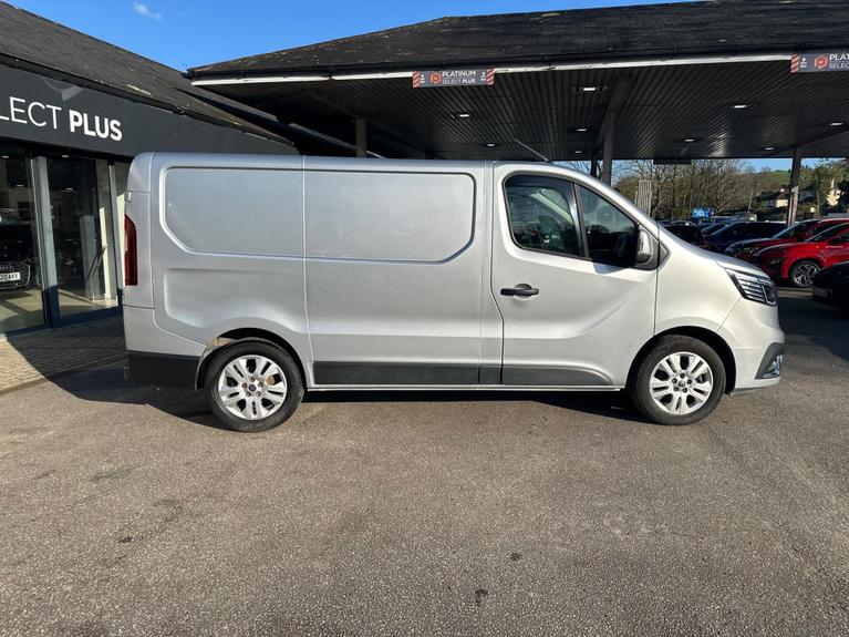 Used Renault Trafic DL72FEG 6