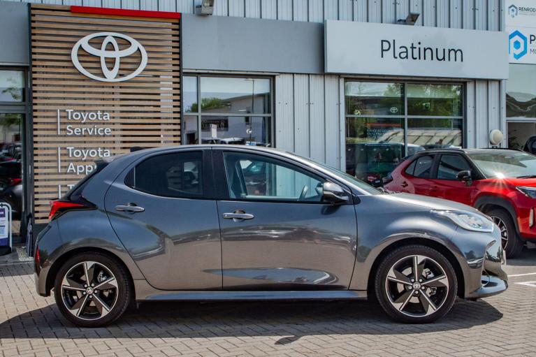 Used Toyota Yaris WU75GDE 3