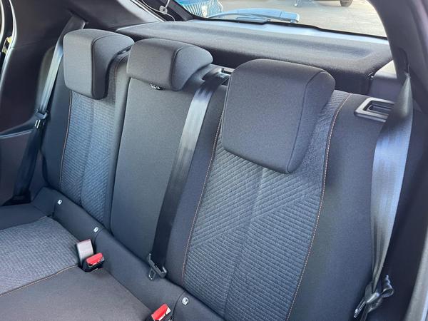 Used Peugeot 208 KJ25WFZ 8