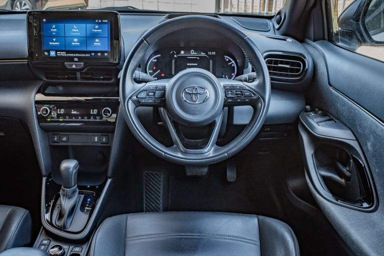 Used Toyota Yaris Cross WN22YUV 26