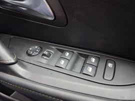 Peugeot E-208 Photo 27