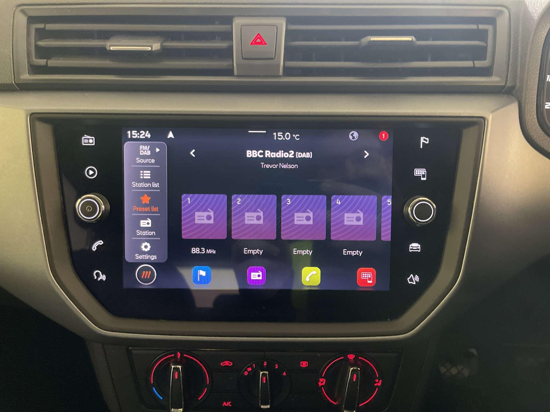 2021 SEAT Arona thumbnail 23