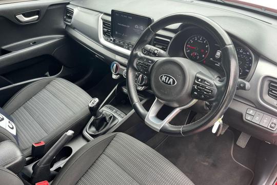 Kia Stonic Photo at-3cddde25551a4e538b201fff2e399be1.jpg