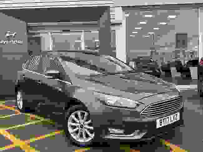 Used 2017 Ford Focus 1.5T EcoBoost Titanium Euro 6 (s/s) 5dr Grey at West Riding