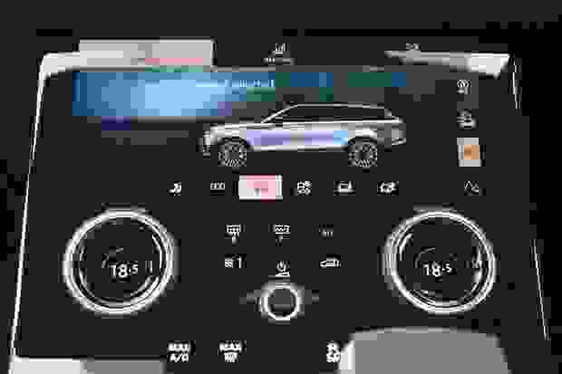 Land Rover RANGE ROVER VELAR Photo at-3d6ff98640904d0197fe9c1b75ac5365.jpg