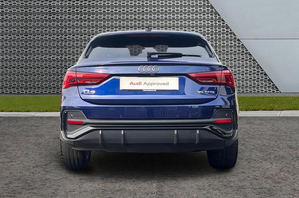 Audi Q3 Photo at-3d7baf3f9fb2458cbcf41fde4874b6f1.jpg