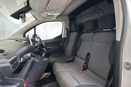 Citroen BERLINGO Photo at-3da2d68a0cc64010b5f6c8f02f73c826.jpg