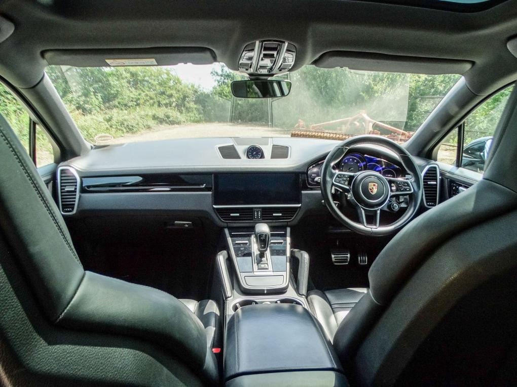 Used Porsche Cayenne YE69XJW 15