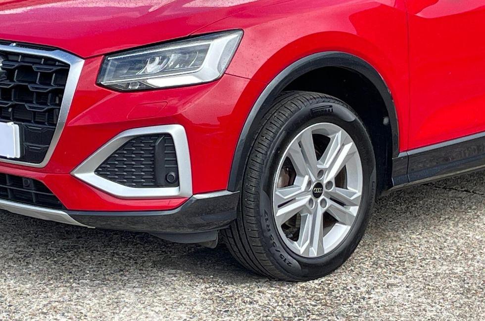 Audi Q2 Photo at-3da9ab6d3b2f4dbf9ca80f90ea657b15.jpg