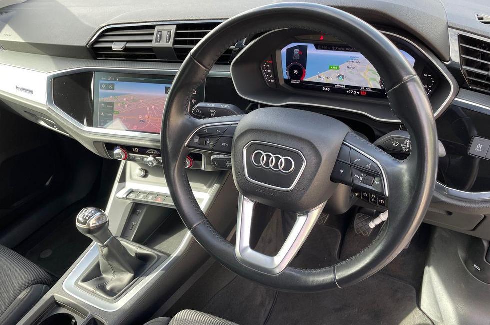 Audi Q3 Photo at-3dd1878d0b8740bfb5963efa1b65f89d.jpg