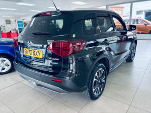 Suzuki Vitara Photo 5