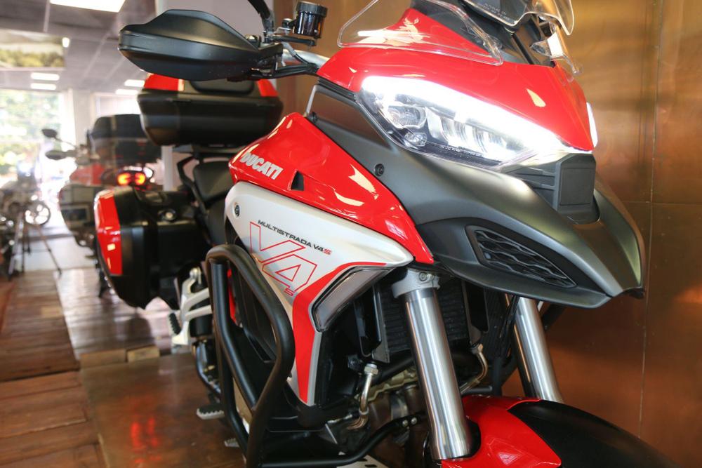 Ducati Multistrada V4 Photo at-3dfedc8f2240488ab19506ee16421568.jpg