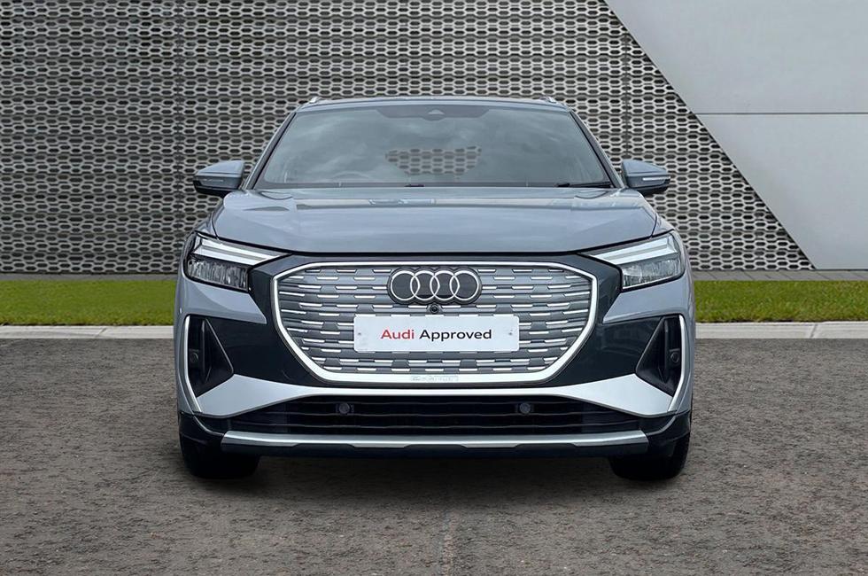 Audi Q4 Photo at-3e002adaa5044c5c8f28d59a69835757.jpg