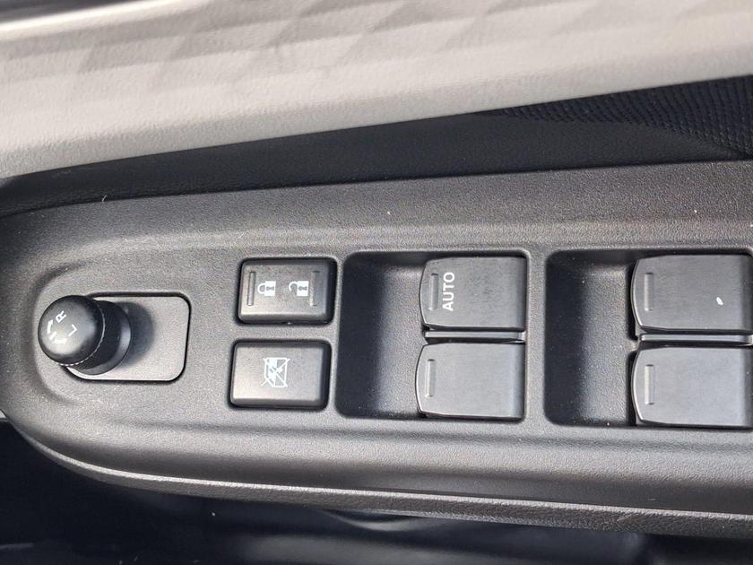 Suzuki Swift Photo at-3e246797811942e899981f3525b3ba6f.jpg