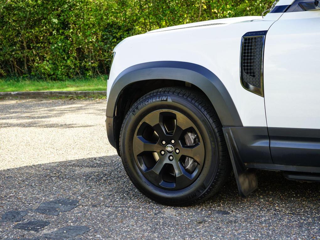 Used Land Rover Defender 110 YX70LCV 5