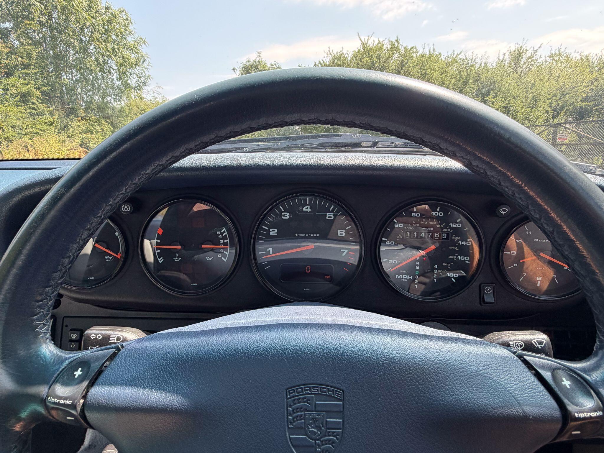 Porsche 911 3.6 993 Targa 2dr Petrol Automatic (285 bhp) — photo 20