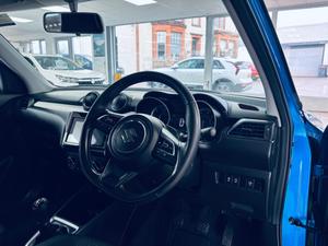 Suzuki Swift Photo 28