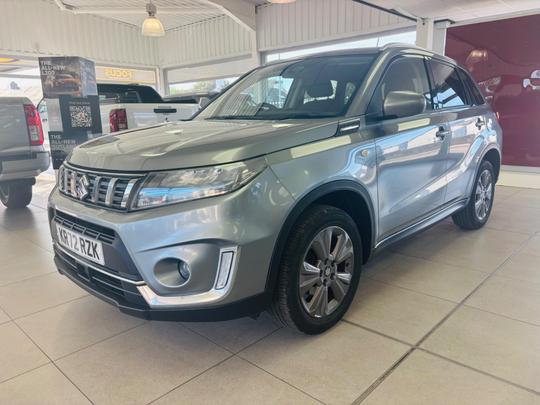 Suzuki Vitara Photo at-3e811dd1ffdc4b03afb7165a00900c9f.jpg