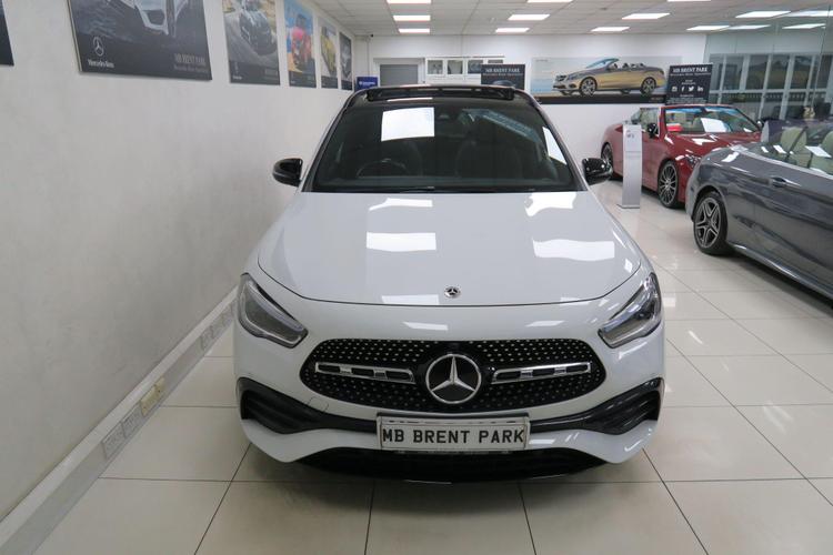 Used Mercedes-Benz GLA KP72UAO 2