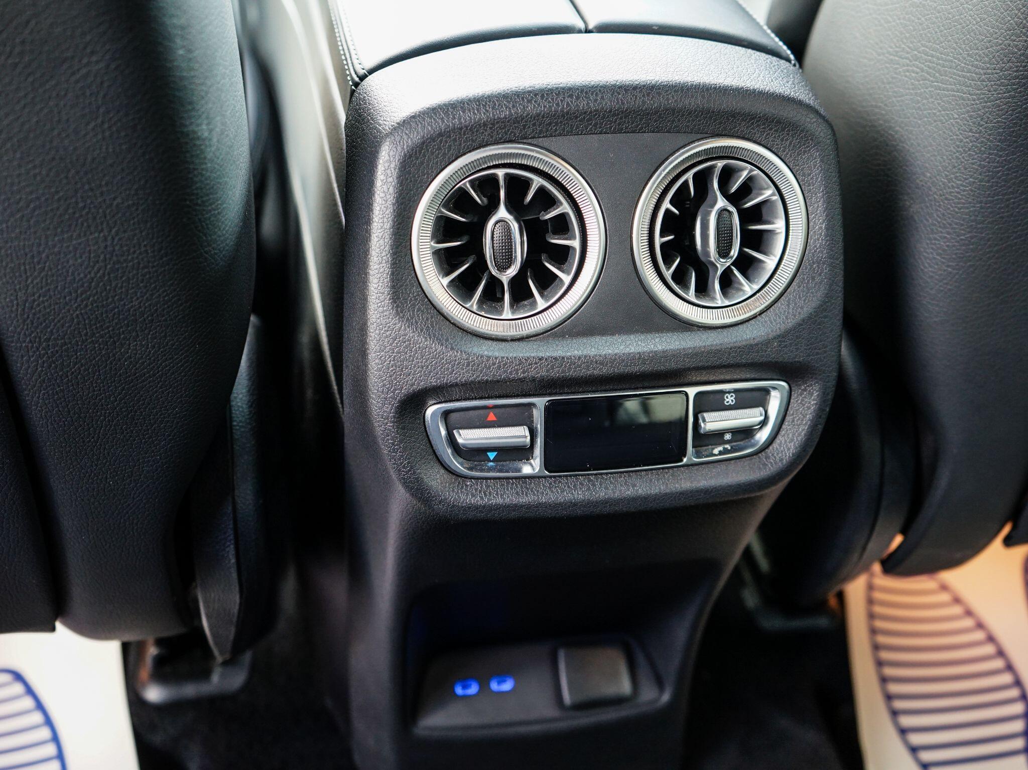 Mercedes-Benz G Class 4.0 G63 V8 BiTurbo MHEV AMG SpdS+9GT 4WD Euro 6 (s/s) 5dr — photo 19