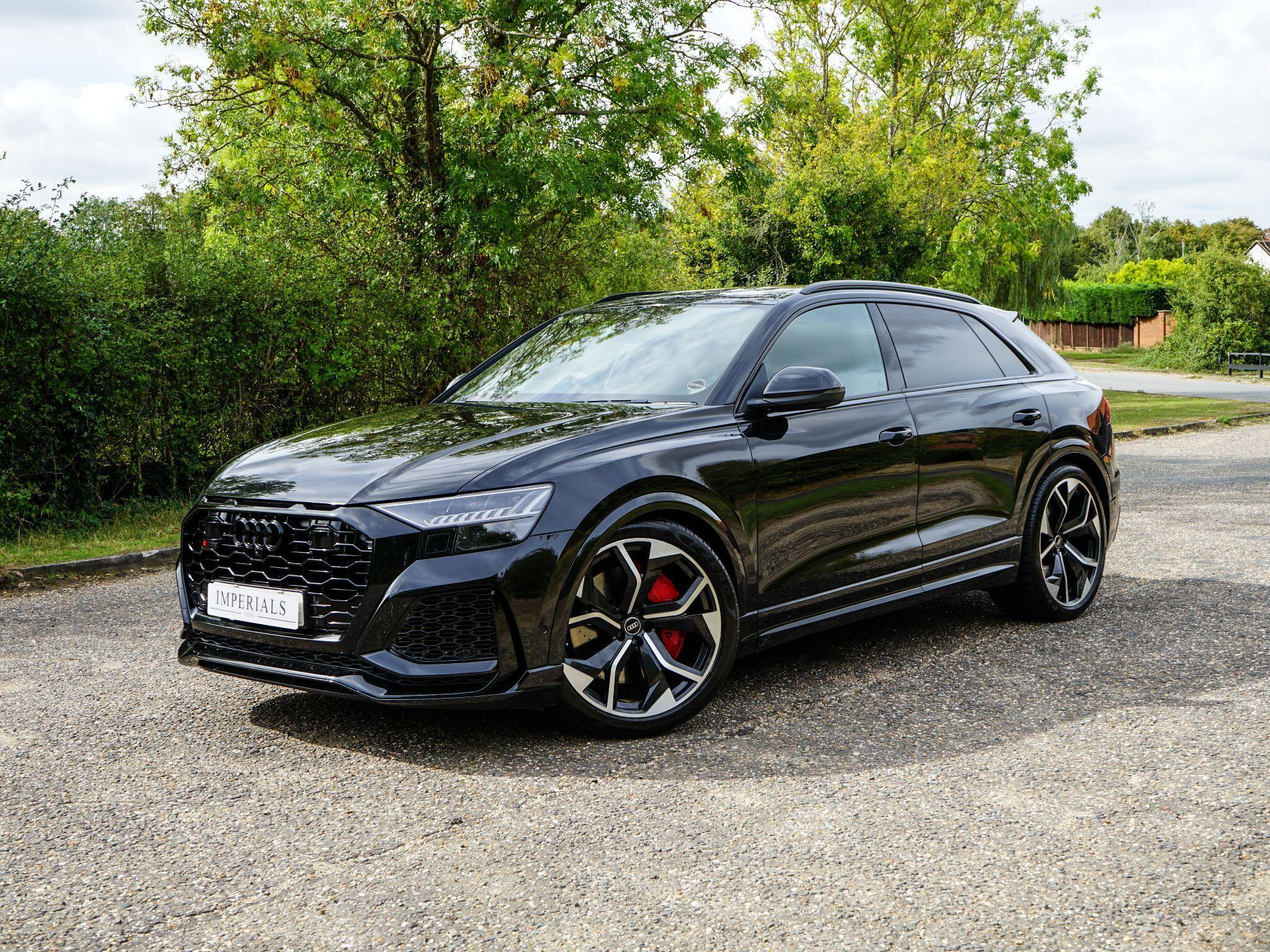 Audi RSQ8