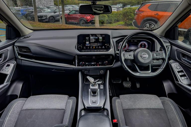 Used Nissan Qashqai DV22VNO 6