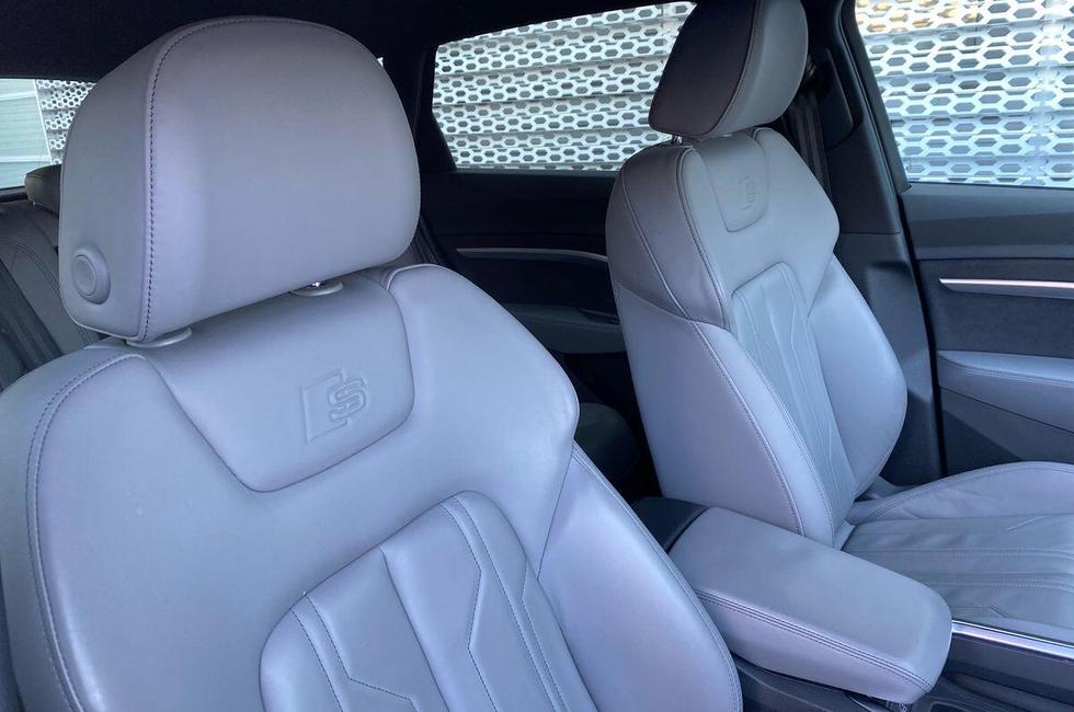 Audi e-tron Photo at-3eea13804ce5490da63f6c7c715e92ac.jpg