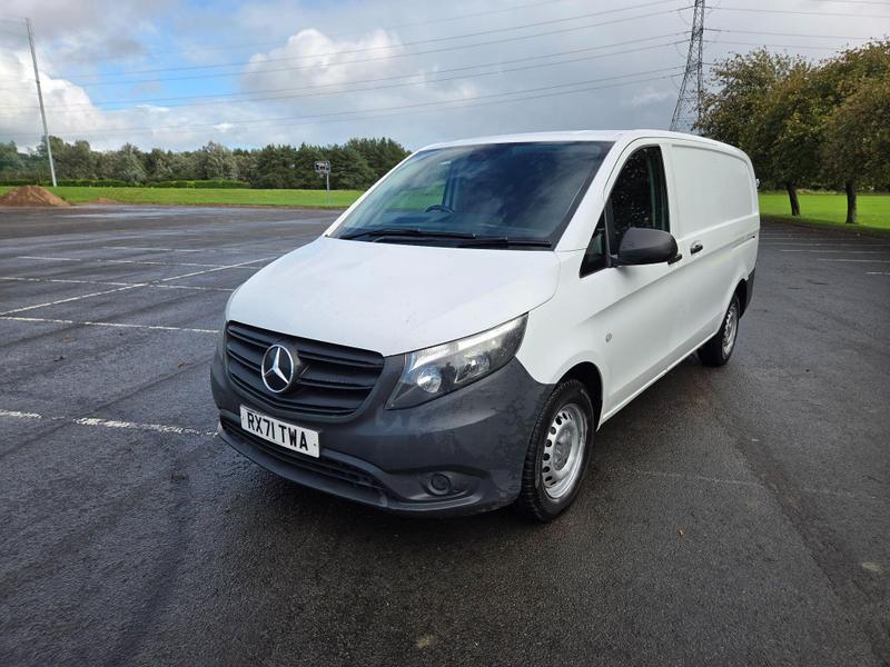 Mercedes-Benz Vito Photo at-3f59e0f5e95a4b65ac01359fa73c273b.jpg