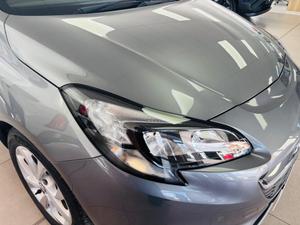 Vauxhall Corsa Photo 9