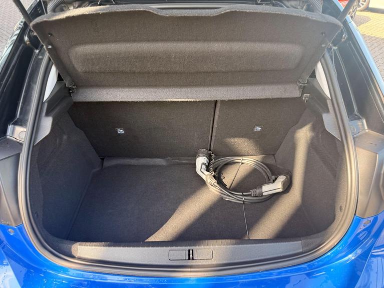 Used Vauxhall Corsa Electric LV21OOJ 4